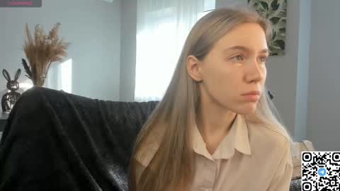 Snapshot of succubelle chatting on 10/03/25, 06:10 Eda online show from 10/03/25, 06:10