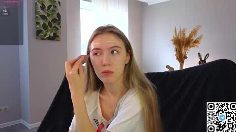 Snapshot of succubelle chatting on 10/11/25, 06:12 Eda online show from 10/11/25, 06:12