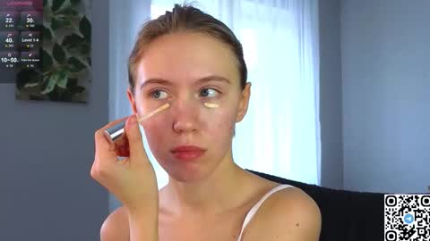 Snapshot of succubelle chatting on 10/19/25, 06:03 Eda online show from 10/19/25, 06:03