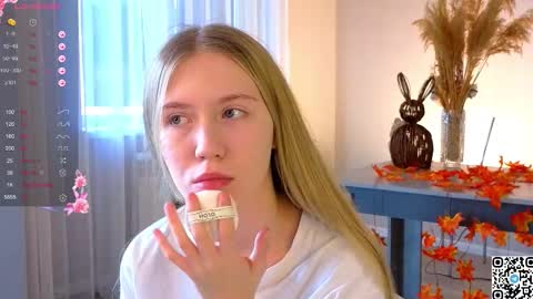 Snapshot of succubelle chatting on 11/08/25, 06:13 Eda online show from 11/08/25, 06:13