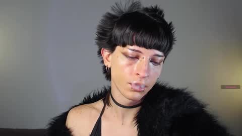 Angel  online show from 12/02/25, 09:36