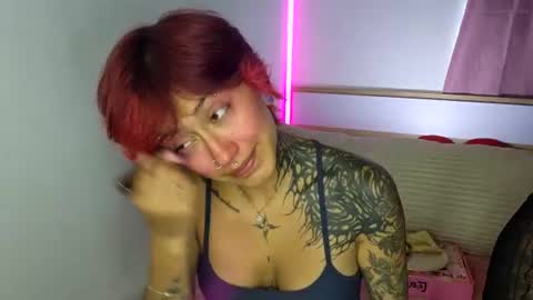 Snapshot of succubus_girl_ chatting on 07/11/26, 03:59 Alexy online show from 07/11/26, 03:59