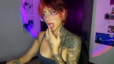 Snapshot of succubus_girl_ chatting on 07/15/26, 02:28 Alexy online show from 07/15/26, 02:28