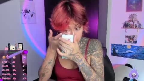 Snapshot of succubus_girl_ chatting on 07/18/26, 01:15 Alexy online show from 07/18/26, 01:15