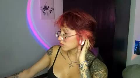 Snapshot of succubus_girl_ chatting on 07/28/26, 01:34 Alexy online show from 07/28/26, 01:34