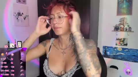 Snapshot of succubus_girl_ chatting on 07/28/26, 02:24 Alexy online show from 07/28/26, 02:24