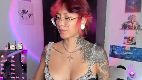 Snapshot of succubus_girl_ chatting on 07/28/26, 03:21 Alexy online show from 07/28/26, 03:21