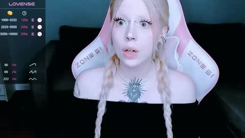 succubus_leslie online show from 02/02/26, 11:14