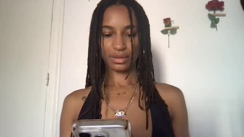 Snapshot of succubussirena chatting on 06/01/26, 03:47 Succubus Sirena online show from 06/01/26, 03:47