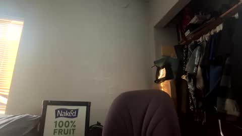 Snapshot of sucio72 chatting on 09/20/25, 02:29 Sucio online show from 09/20/25, 02:29