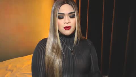 Snapshot of suckablecockoffreya chatting on 12/25/24, 11:33 JADE ELYSE online show from 12/25/24, 11:33