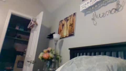 Snapshot of suckurclit40 chatting on 09/28/25, 04:18 suckurclit40 online show from 09/28/25, 04:18