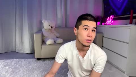 Emmy online show from 10/09/25, 09:57