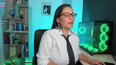 Andrea online show from 01/12/25, 06:05