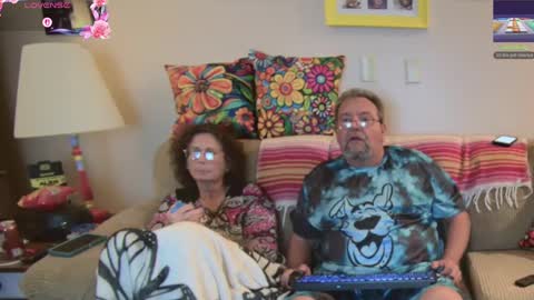 suenixon online show from 09/19/25, 11:49