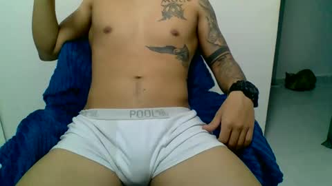 Snapshot of suetsemsay chatting on 10/30/25, 08:42 suetsemsay online show from 10/30/25, 08:42