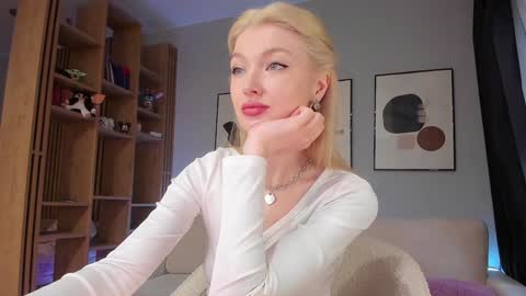 sugar_club online show from 12/07/24, 07:16