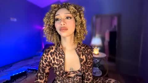 Snapshot of sugar_hally chatting on 02/27/26, 06:08 your ultimate goddess online show from 02/27/26, 06:08
