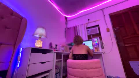 Snapshot of sugar_hally chatting on 05/28/26, 09:12 your ultimate goddess online show from 05/28/26, 09:12