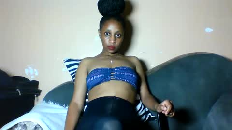 Snapshot of sugar_lace chatting on 03/25/26, 10:05 sugar online show from 03/25/26, 10:05
