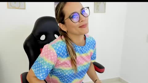 Snapshot of sugar_milff chatting on 01/25/25, 05:40 sugar_milff online show from 01/25/25, 05:40