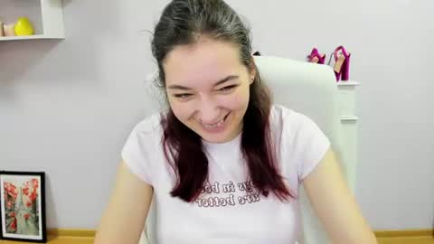 Snapshot of sugar_xmegan chatting on 06/25/26, 07:35 Megan online show from 06/25/26, 07:35