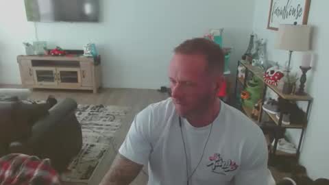 Snapshot of sugarballz44 chatting on 11/10/25, 05:12 sugarballz44 online show from 11/10/25, 05:12