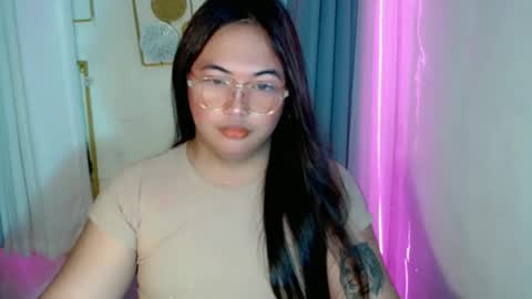 Snapshot of sugarbelle_ chatting on 05/11/26, 02:45 belle online show from 05/11/26, 02:45