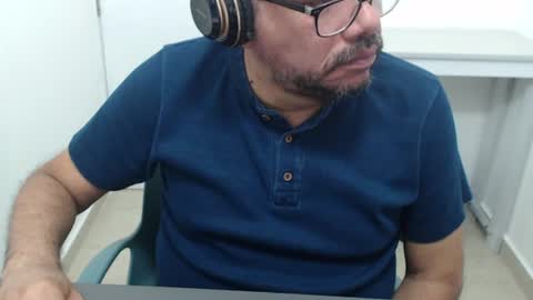 Snapshot of sugarhairybear chatting on 07/08/26, 12:04 Johnny online show from 07/08/26, 12:04