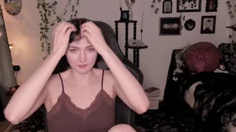 Ella online show from 06/27/26, 03:55