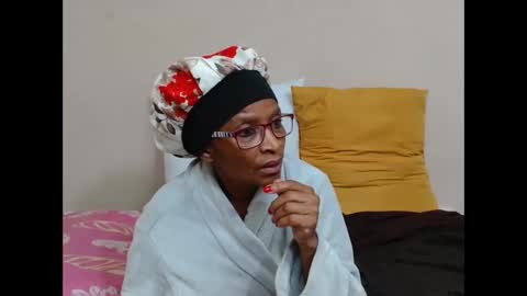 Snapshot of sugarpoppy24xxx chatting on 11/10/25, 04:33 sugarpoppy24xxx online show from 11/10/25, 04:33