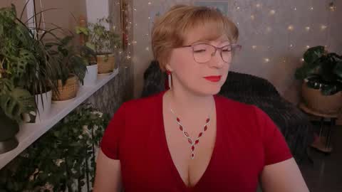 Vivien online show from 01/14/26, 01:50