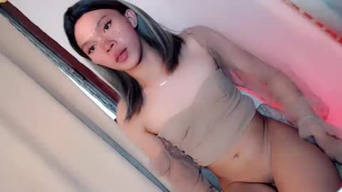 LoveSugar online show from 02/18/25, 05:53