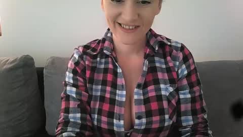 Snapshot of sugaryasmin chatting on 02/10/25, 10:20 SugarYas online show from 02/10/25, 10:20