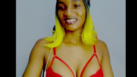 Ivy online show from 10/03/25, 02:58