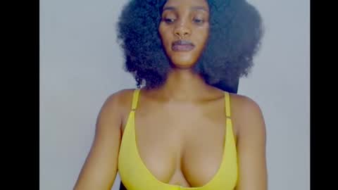 Ivy online show from 10/12/25, 02:54