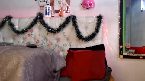 suggabrown_ online show from 12/19/24, 01:07