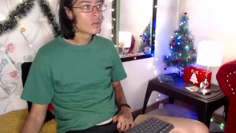suggabrown_ online show from 12/27/24, 10:23