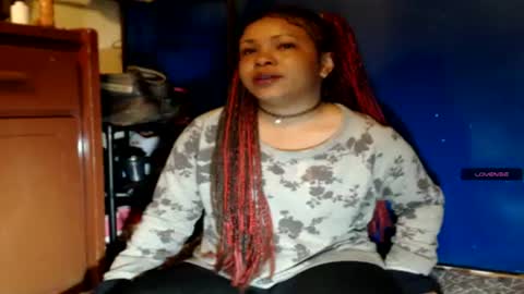 suggabrown_ online show from 07/27/26, 08:32