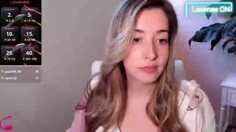 Mia online show from 09/23/25, 02:42