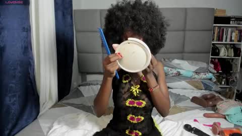 Snapshot of suhaila_suu chatting on 10/18/25, 11:38 suhaila_suu online show from 10/18/25, 11:38