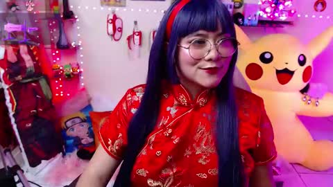 Snapshot of suimi_2 chatting on 02/10/25, 04:04 Suimi online show from 02/10/25, 04:04