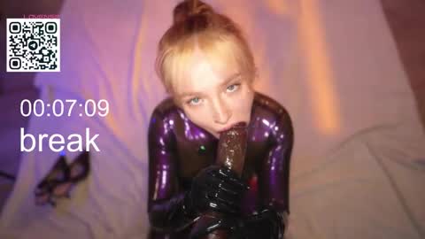 Snapshot of suk_ki chatting on 02/13/26, 07:26 Lika ginger Jessy blond online show from 02/13/26, 07:26