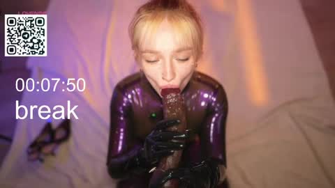 Snapshot of suk_ki chatting on 03/14/26, 07:25 Lika ginger Jessy blond online show from 03/14/26, 07:25