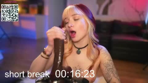Snapshot of suk_ki chatting on 05/04/26, 03:57 Lika ginger Jessy blond online show from 05/04/26, 03:57