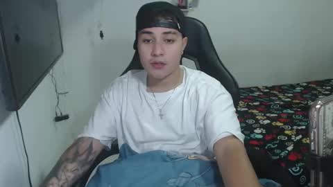 sully50126 online show from 10/14/25, 03:18