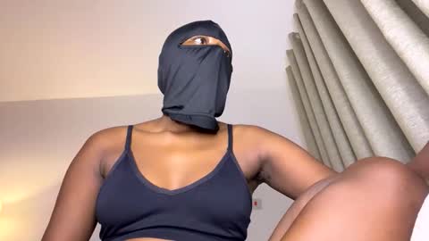 maskedtemptress online show from 03/24/26, 03:33