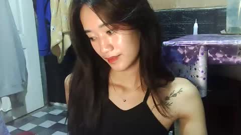 Snapshot of sultrygirl69 chatting on 11/01/25, 02:52 ANNA online show from 11/01/25, 02:52