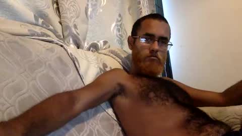 Snapshot of sumjang chatting on 02/14/25, 09:43 Sumjang and Luksmen online show from 02/14/25, 09:43