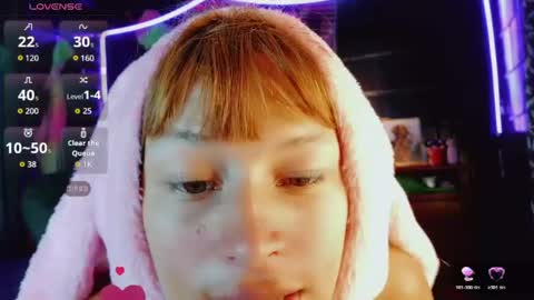 Snapshot of summer__xo chatting on 03/29/26, 10:21 Summer online show from 03/29/26, 10:21